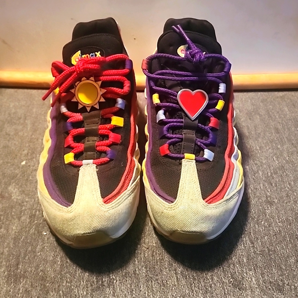 Nike Air max 95 - all about the love - size 10